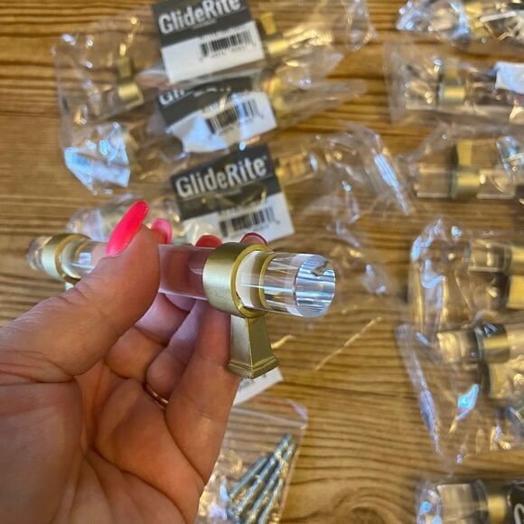 NWT 10 pack GlideRite Hardware Cabinet Drawer Handles Clear Modern Look NEW - Picture 6 of 17